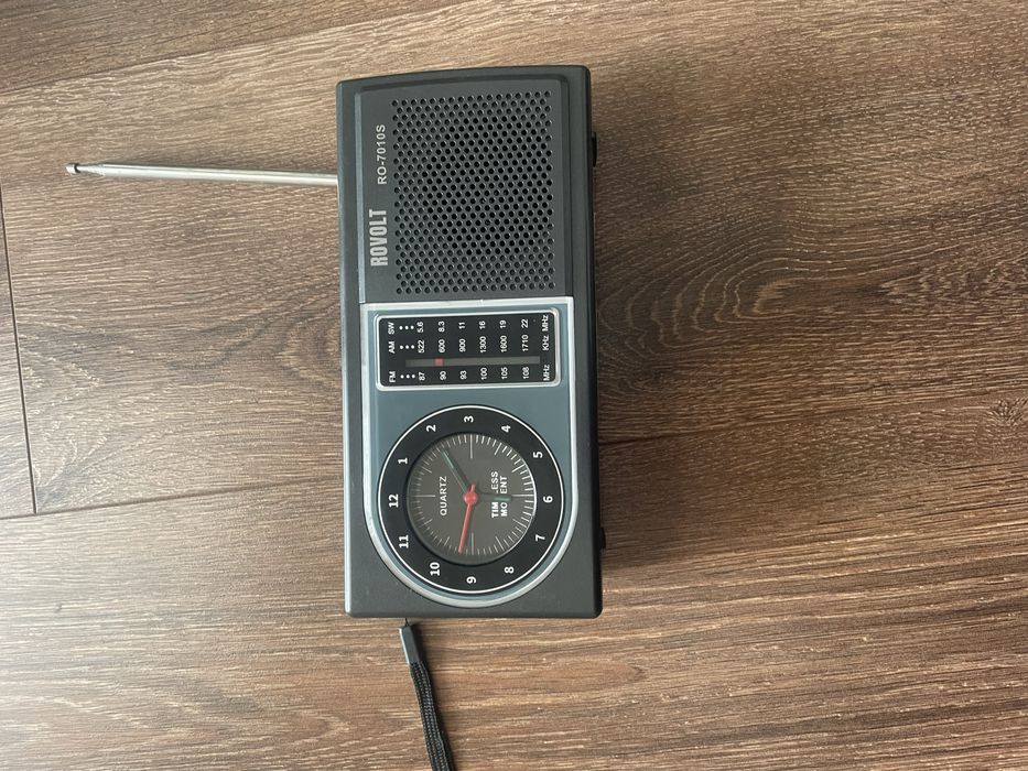 De vanzare aparat radio