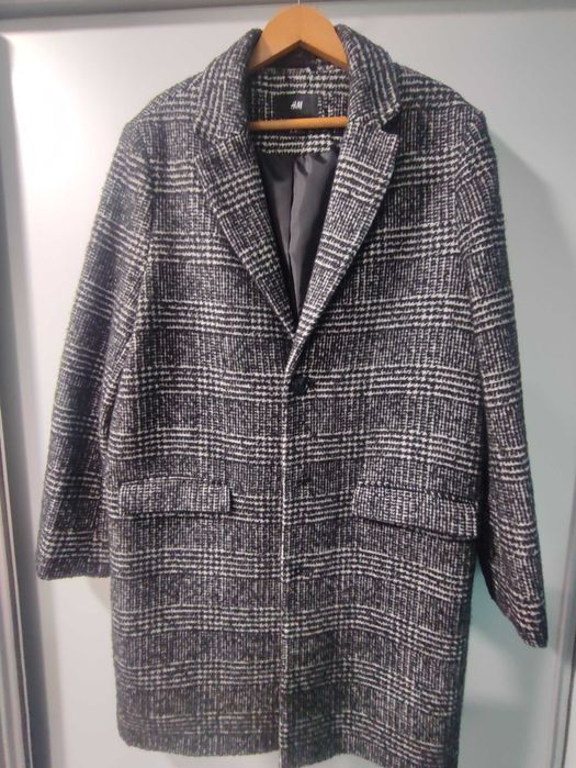 Ново мъжко палто.