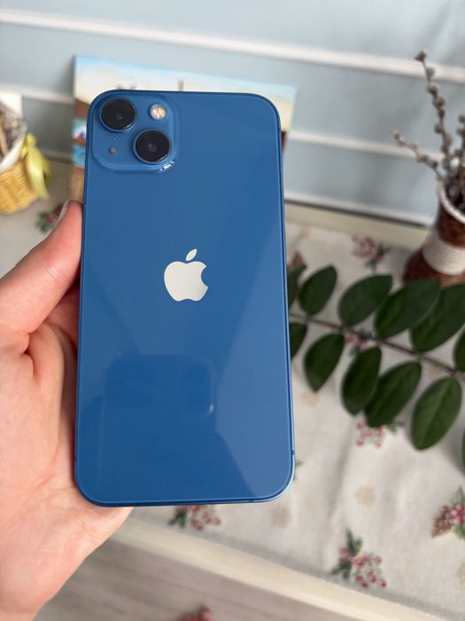 Продам iPhone 13, 256 гб