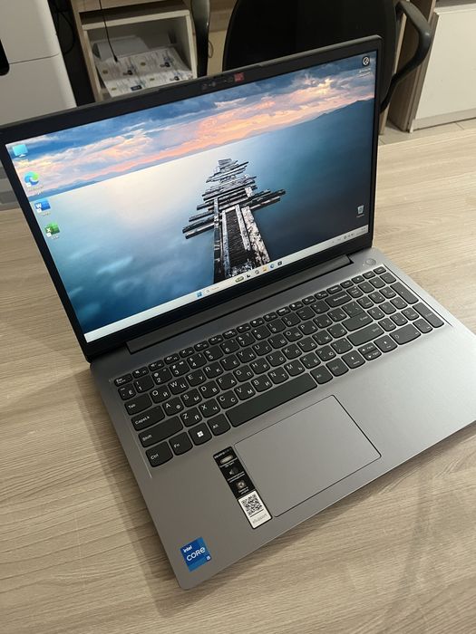 Продается ноутбук Lenovo