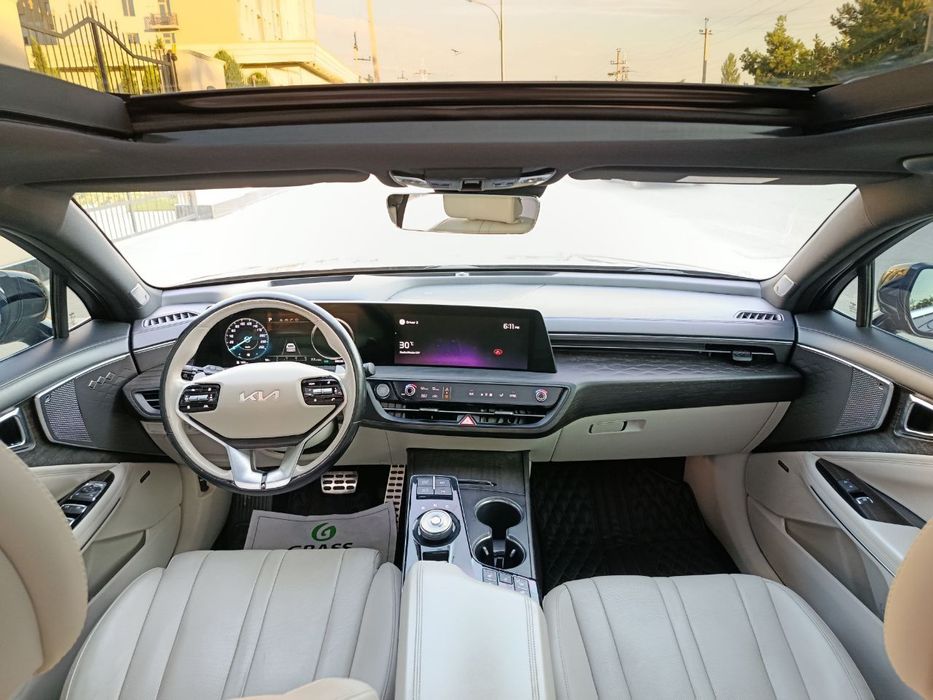 Kia K-8 Signature 2023! 3.5 Atmosferni Mator. Panarama Tom. Rangi Qora