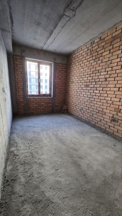 Срочно продаётся 2 в 3 комнатная квартира