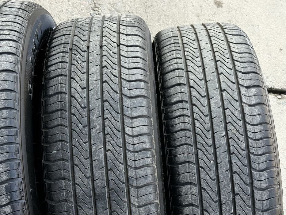 215|60 R16. Triangle.