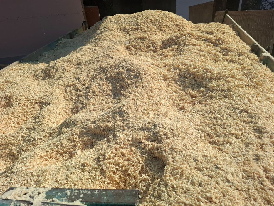 Продаю стружку 10 кубов.