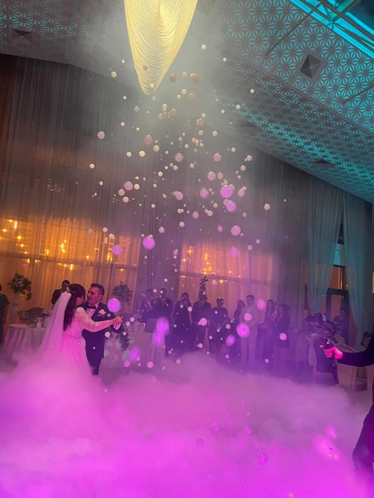 Cabina foto AI, Oglinda Magica, Selfie 360, Fum Greu, Baloane cu fum, Guest Book Audio