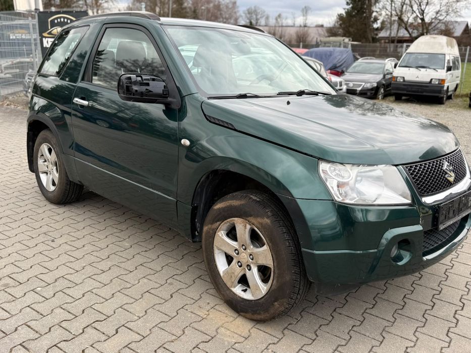 SUZUKI Grand Vitara