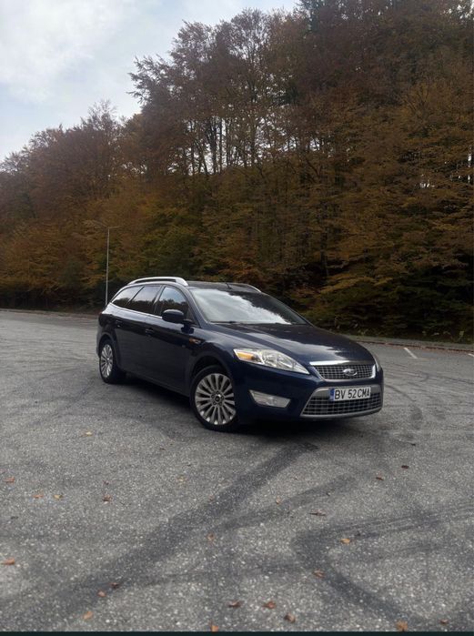 Ford Mondeo 2.0, diesel.