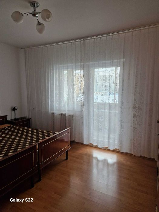 Apartament 3 camere Sector 5, zona Petre Ispirescu