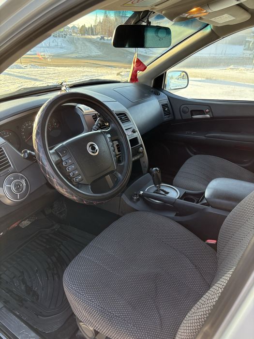 Продам машину SsangYong Kyron