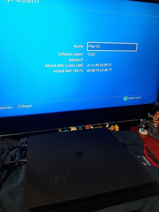 Vând PlayStation 4 slim în stare bună ps4