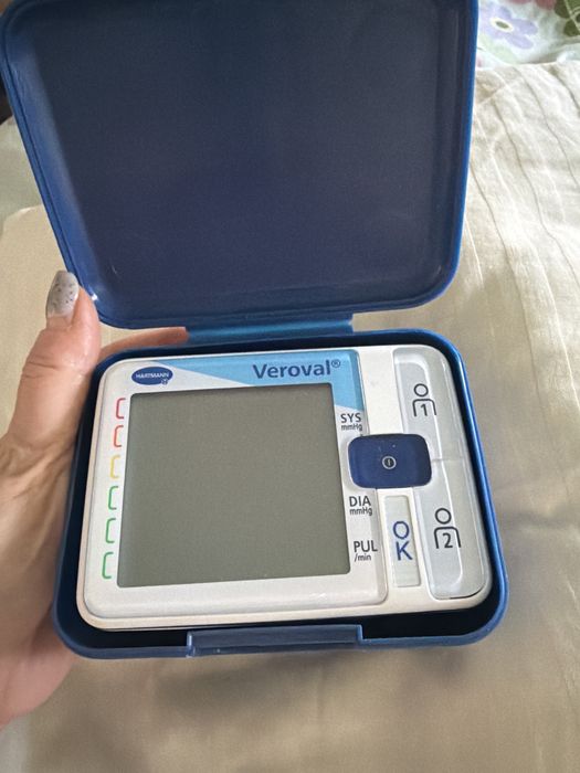 Tensiometru de incheietura