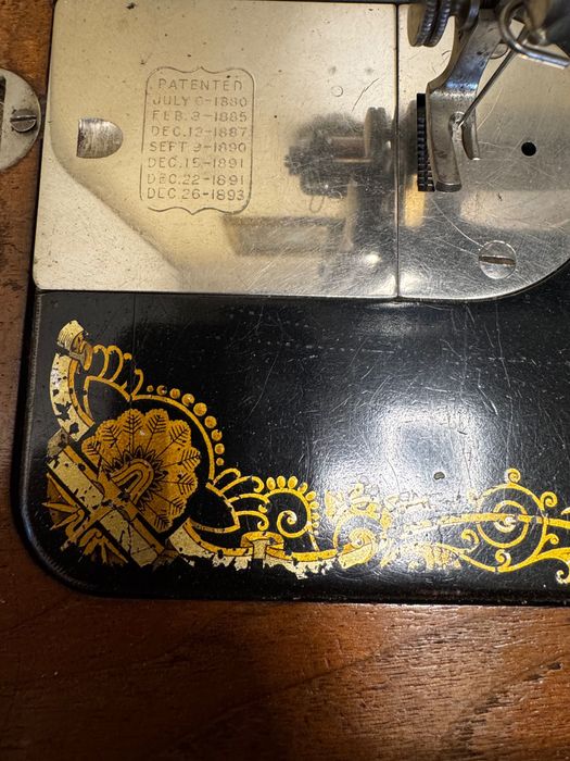 Singer mașina de cusut