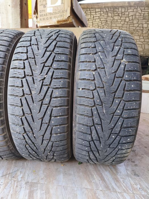 285 60 R18 Комплект 4шт. Nokian Шипы 2021 Год Шины