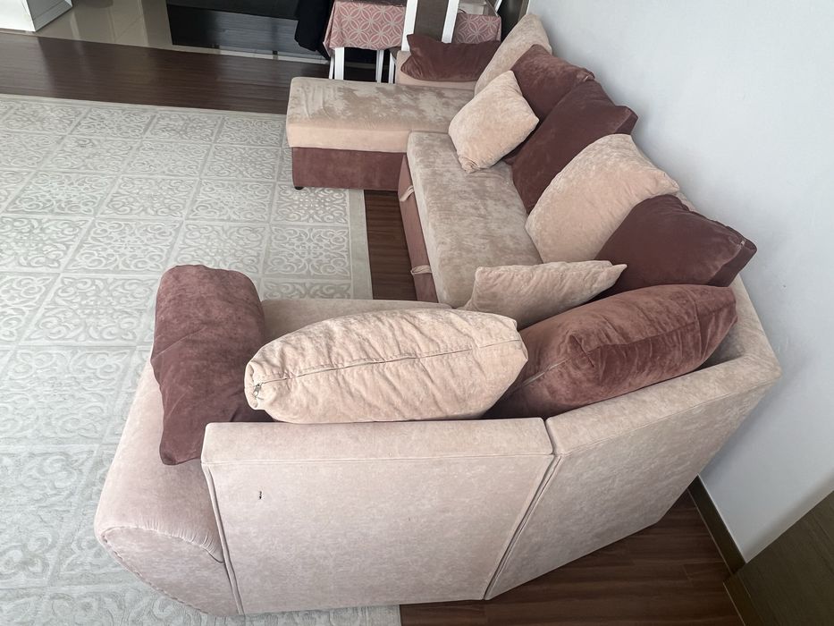 Диван в хорошем состоянии