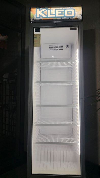 Холодильник KLEO Витринный VS 390