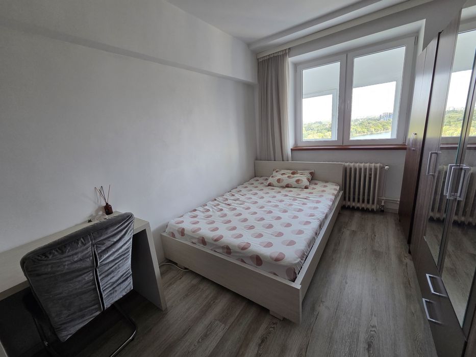 Propietar inchiriez apartament 3 camere decomandat cu vedere panoramica la Lacul si Parcul Plumbuita