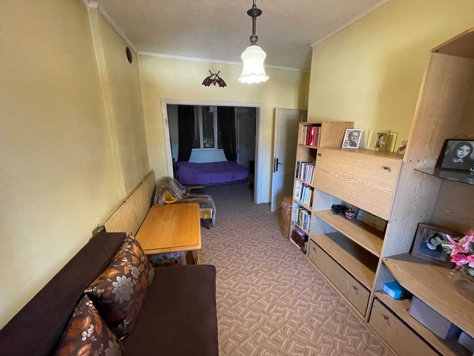 15496 - Двуетажна къща в гр. Трявна