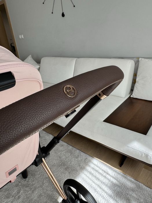 Cybex Priam 4 + подарък чадър Cybex