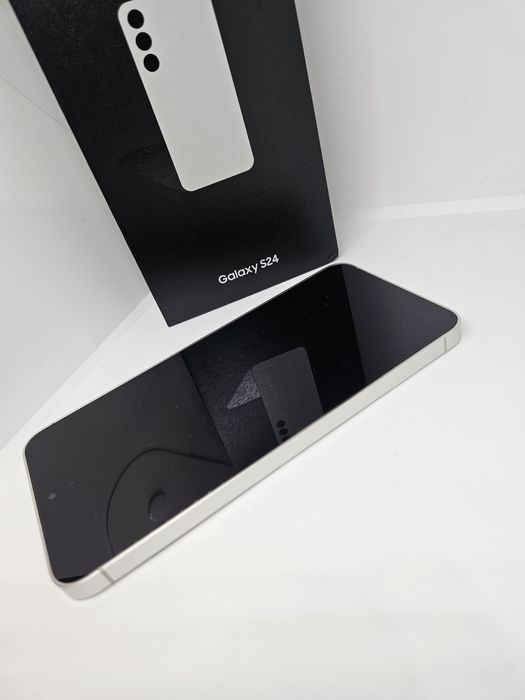 Samsung Galaxy S24 5G 128Gb/8Ram Gray 302 Цъкла 100%
