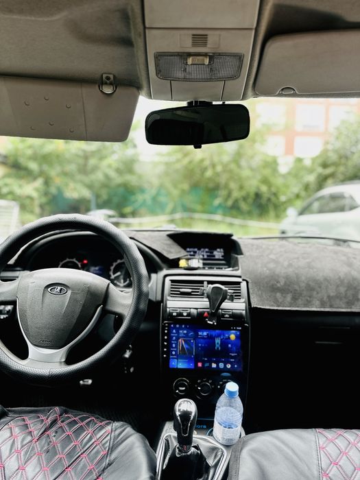 Lada priora 2 полулюкс
