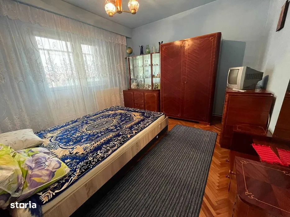 Apartament cu 3 camere decomandate 2 bai Turnisor