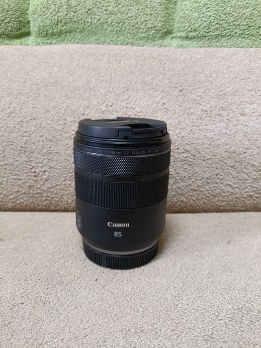 Фотоаппарат Canon R7 + объектив 85