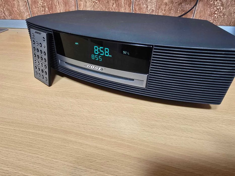 Bose Wave music system Radio cd aux