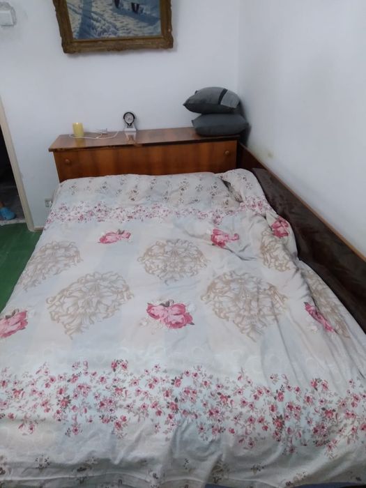 Set mobilier lemn masiv furniruit, moda veche