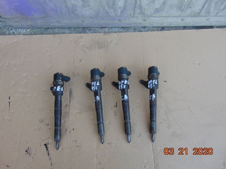 Injectoare Opel 1.9cdti Astra H Zafira B Signum Vectra C injector 1.9