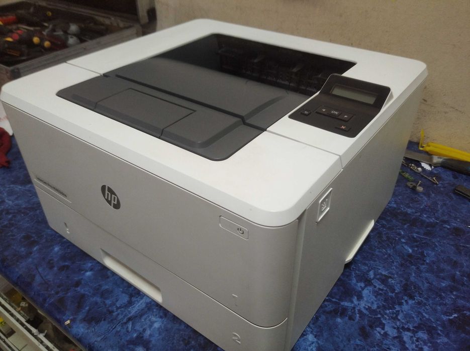 Като нов!!! Лазерен принтер HP Lasrjet Pro M 402 dne с дуплекс и мрежа