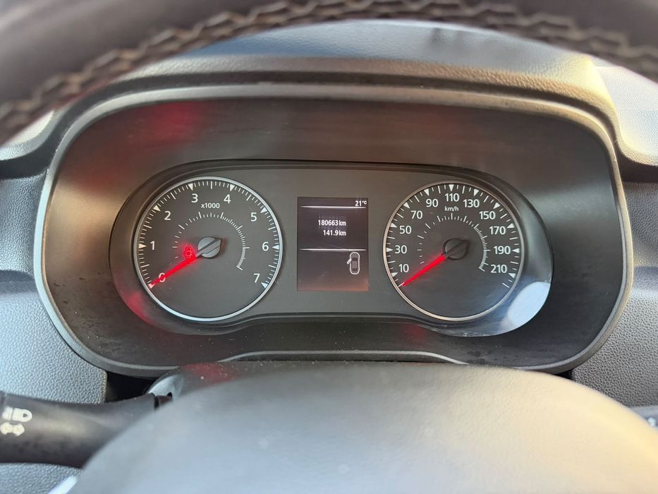 Dacia Duster Mașina în stare perfectă , se acceptă orice test !