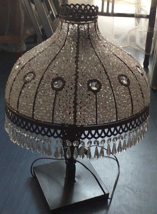 Lampa veioza eleganta