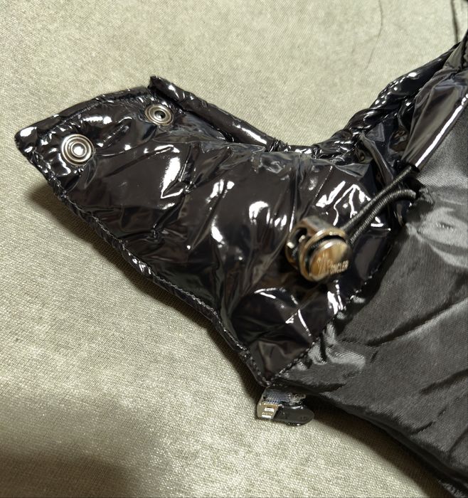 Moncler Puffer (size L)