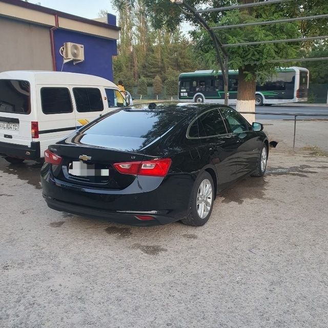 Chevrolet Malibu 2