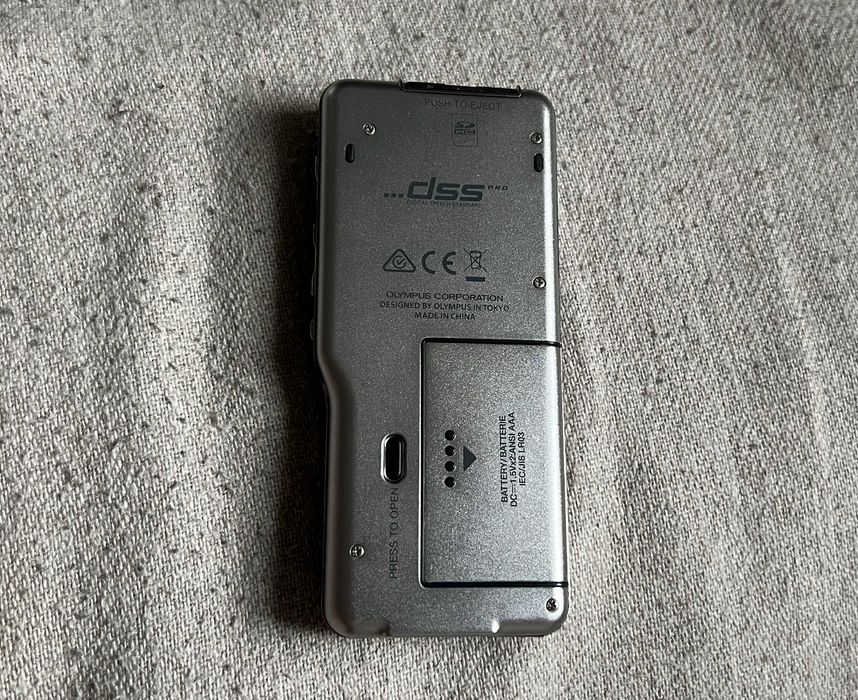 Reportofon portabil digital Olympus DS-2500 + card 4 Gb - profesional