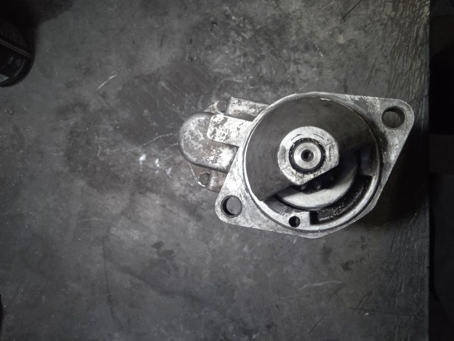 Продам стартер на ваз