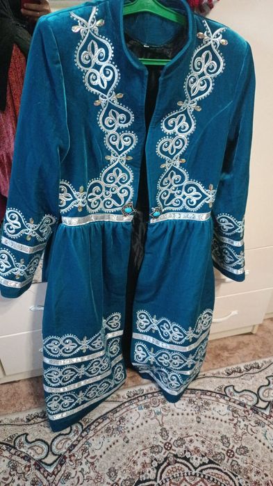 Продаётся камзол жане аяк киім