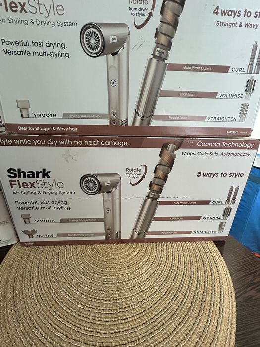 Full set Shark FlexStyle noii in stare perfecta de functionare