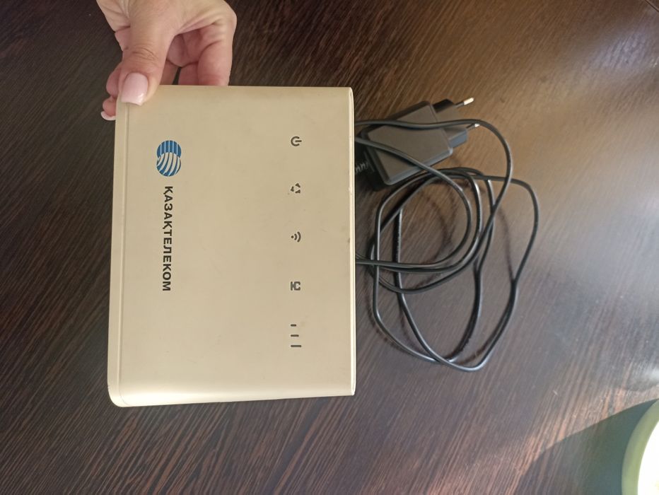 Wi-Fi роутер Huawei 5000 тг