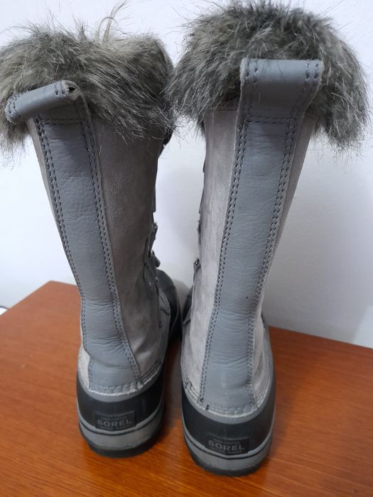 Vînd cizme de zăpadă unisex Sorel  Waterproof