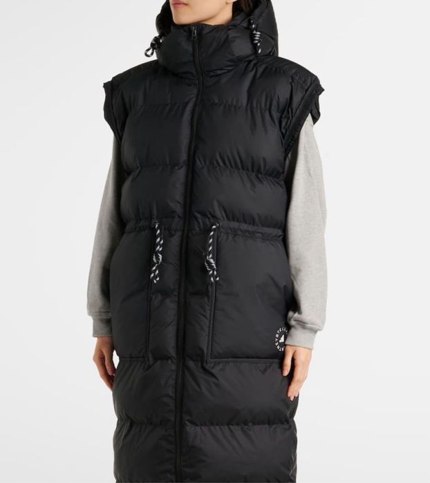Пуховик от Adidas by Stella McCartney