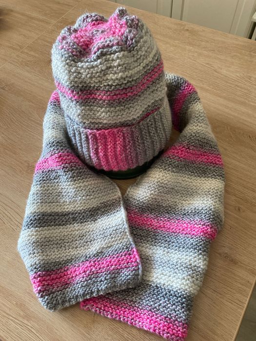 Шапочка с шарфом