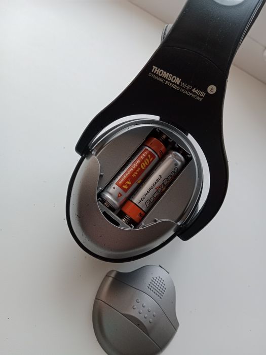 Продам стерео наушники THOMPSON WHP 440