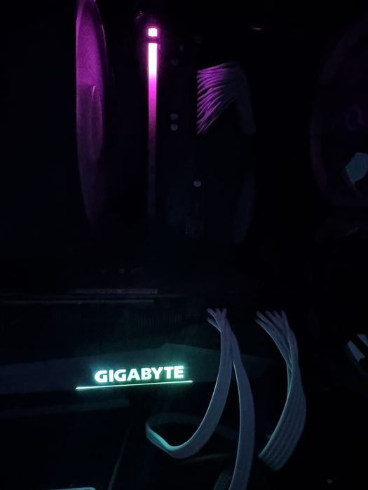 RTX 3070 Gigabyte OC 8GB