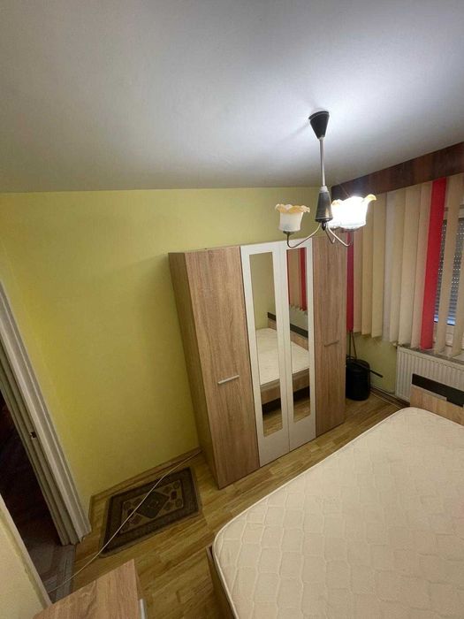 Proprietar inchiriez ap 3 camere etaj 1 zona Banca Nationala