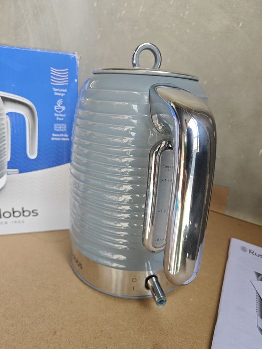 Ел. кана за вода Russell Hobbs 24363-70, 1.7л