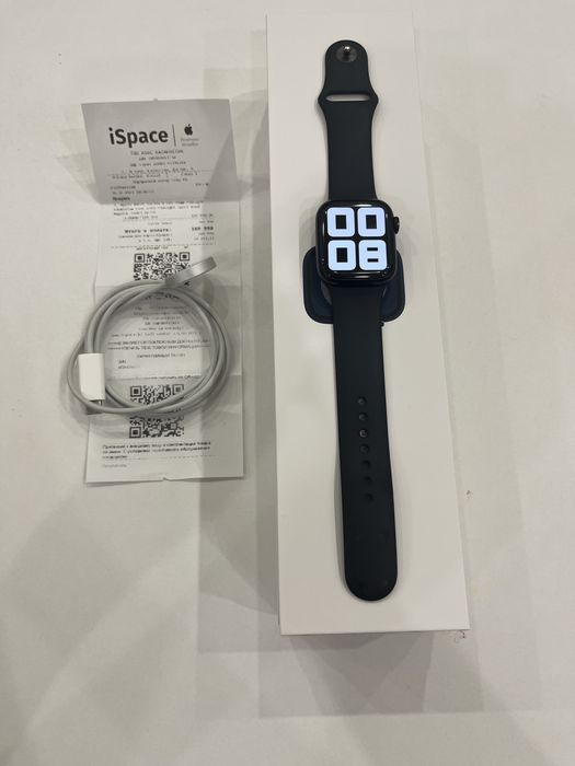 Apple Watch Series 8, 41 мм, midnight