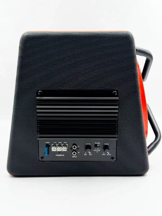 Активный сабвуфер со встроенным усилителем на 4200W