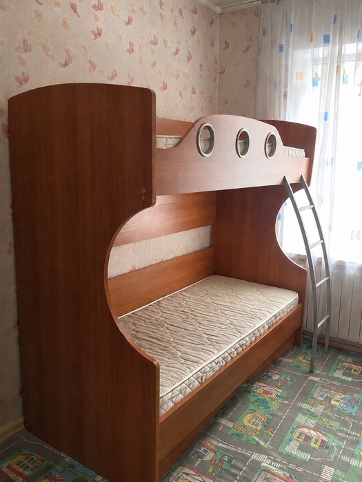 Кровать детская даухэтажная