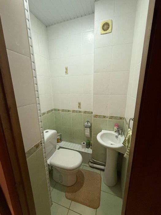 Срочно Продается  Своя 4х комн. Квартира Юнусобад 13кв.